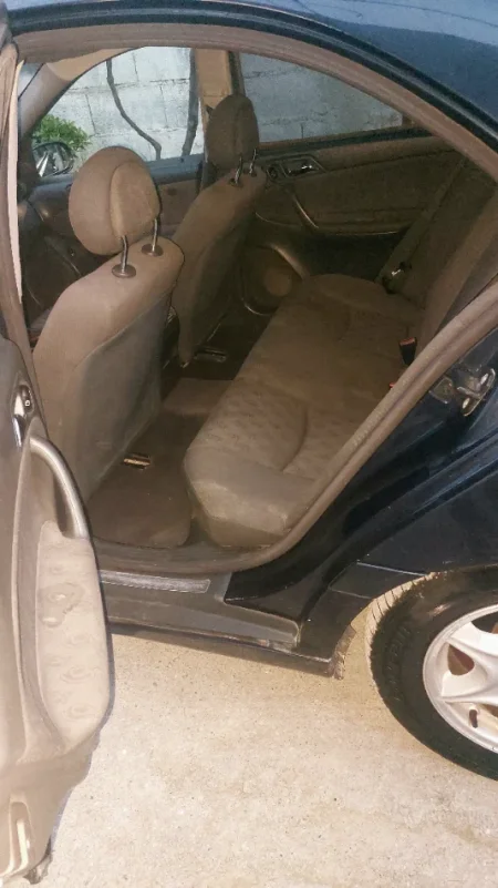 Tirane, shitet makine Mercedez benz A220 Manuale Nafte nr 0693994674 Nafte, blu e errët Klima 1.800 km 2.900 €