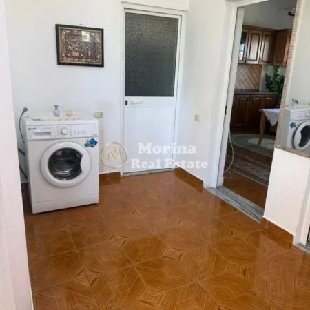 Tirane, jepet me qera shtepi 2+1 Kati 2, 110 m² 500 € (Fusha Aviacionit)