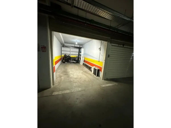 Tirane, jepet me qera apartament 2+1+Garazhd, Kati 7, 73 m² 850 € (Rruga Frosina Plaku)