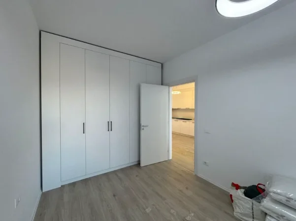 Tirane, shitet apartament 1+1 , 76 m² 199.000 € (Pazari i ri)