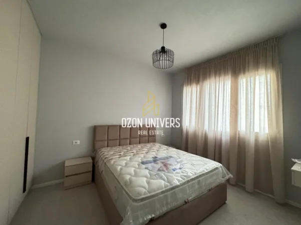 Tirane, jepet me qera apartament 2+1+Ballkon Kati 6, 90 m² 650 € (River Residence, Astir)