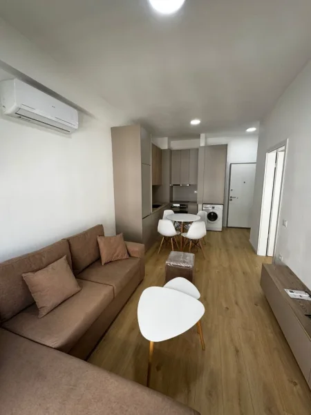 Tirane, jepet me qera apartament 1+1 Kati 3, 49 m² 400 € (Ali Demi)