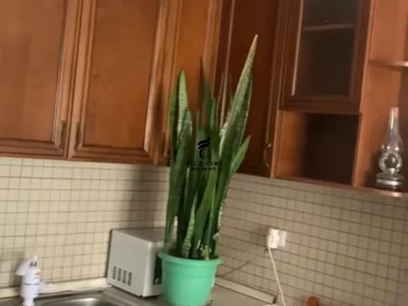 Tirane, jepet me qera apartament 1+1+Ballkon Kati 5, 65 m² 600 € (RRUGA E DURRESIT)