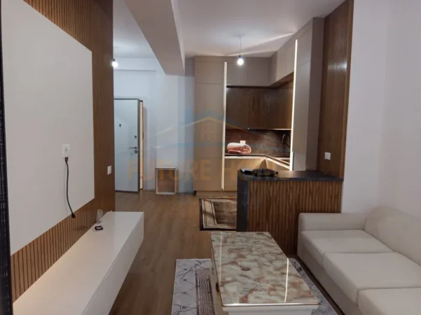 Tirane, jepet me qera apartament 1+1 Kati 6, 67 m² 450 € (Ali Dem prane Rezidences Kaimi)