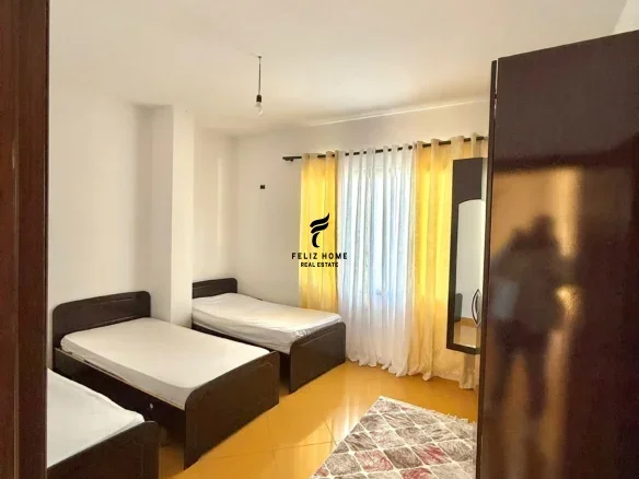 Tirane, jepet me qera apartament 1+1+Ballkon Kati 3, 70 m² 450 € (21 DHJETORI)