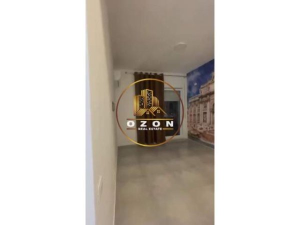 Tirane, jepet me qera Vile 3 Katshe Kati 3, 300 m² 1.500 Euro (KODRA E DIELLIT)