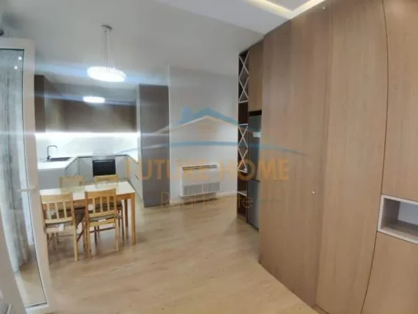 Tirane, jepet me qera apartament 2+1+BLK Kati 2, 130 m² 800 Euro (Rezidenca Kodra e Diellit 2)