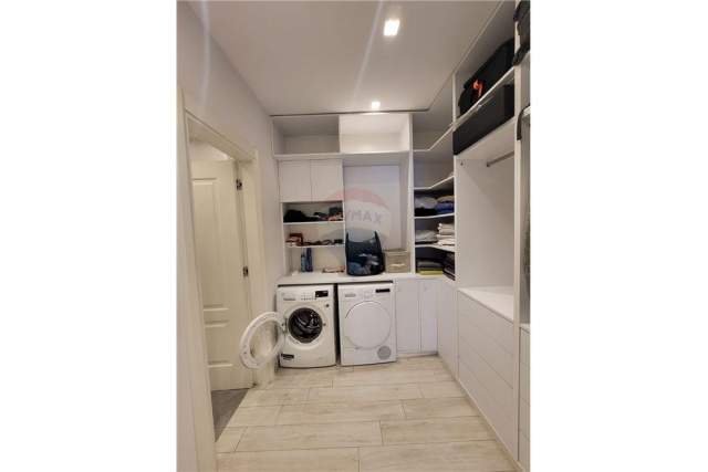 Tirane, jepet me qera apartament 2+1+BLK Kati 5, 130 m² 1.350 Euro (Zogu i Zi)