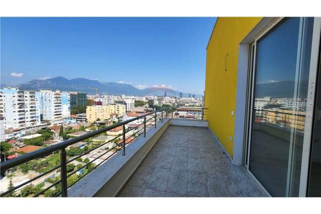 Tirane, shitet apartament 2+1+BLK Kati 10, 99 m² 135.000 Euro (Fusha e Aviacionit)