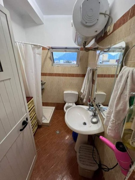 Apartament 1+1+Verande ne shitje - tek Selvia