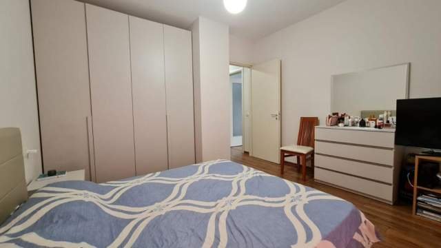 Tirane, 1+1 65 m² 500 Euro (Ali Demi)