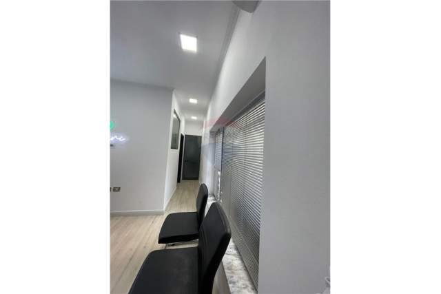 Tirane, shitet zyre Kati 1, 32 m² 95.000 Euro (Selvia)