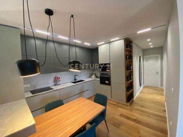 Tirane, jepet me qera apartament 2+1+A+BLK Kati 2, 105 m² 1.600 Euro (Liqeni i Thate)