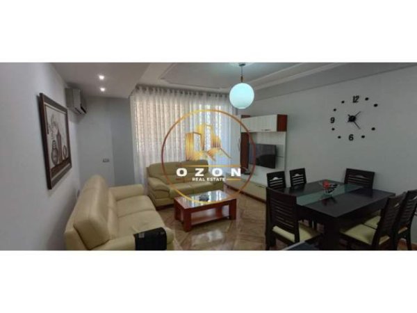 Tirane, jepet me qera apartament 2+1+A+BLK Kati 4, 80 m² 500 Euro (RRUGA DRITAN HOXHA)