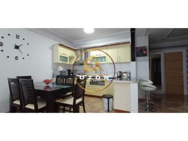 Tirane, jepet me qera apartament 2+1+A+BLK Kati 4, 80 m² 500 Euro (RRUGA DRITAN HOXHA)