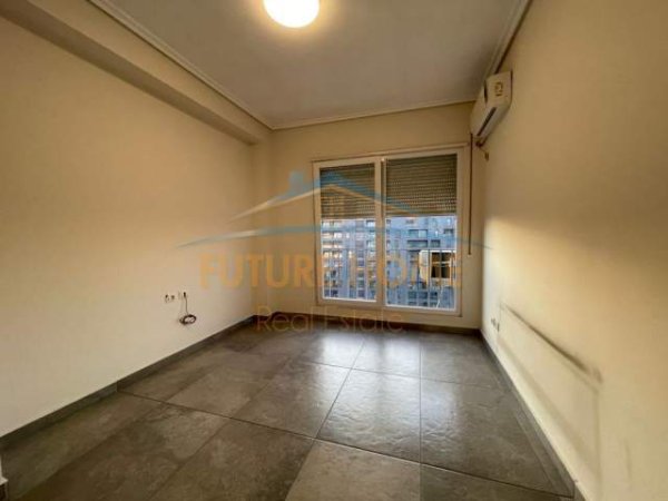 Tirane, jepet me qera apartament Kati 7, 136 m² 750 Euro (Sulejman Delvina)