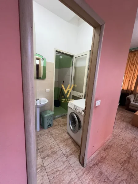 Tirane, jepet me qera apartament 2+1+Ballkon Kati 0, 65 m² 420 € (KODRA E DIELLIT)