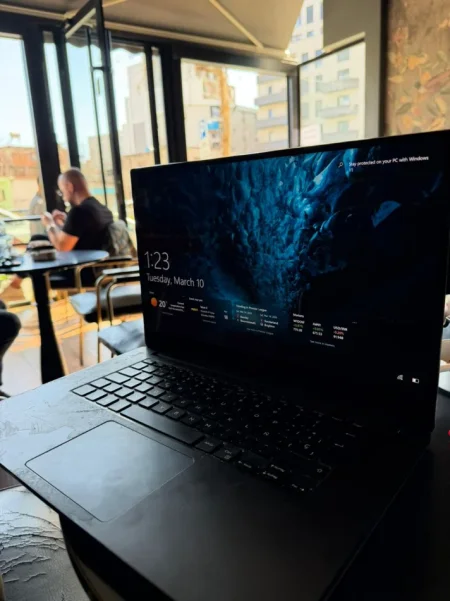 Shes Dell Precision 5510–  i7, 16GB RAM, 256GB SSD, 4K Touch