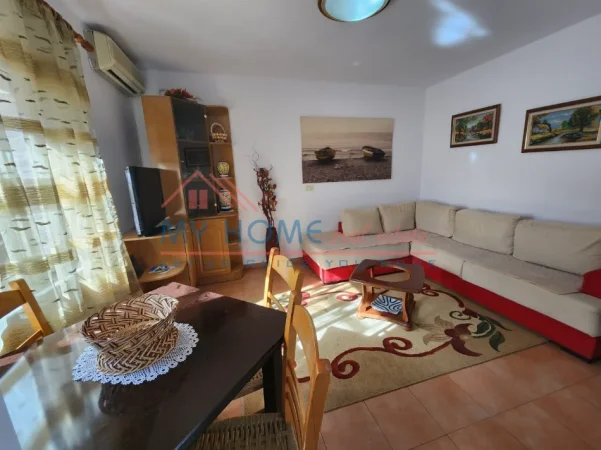 Tirane, jepet me qera apartament 2+1+Ballkon Kati 2, 85 m² 630 € (Rruga Tefta Tashko Koco)