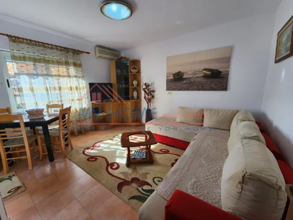 Tirane, jepet me qera apartament 2+1+Ballkon Kati 2, 85 m² 630 € (Rruga Tefta Tashko Koco)