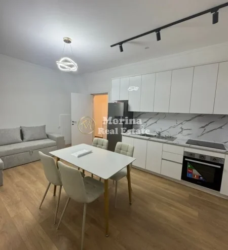Tirane, jepet me qera shtepi 1+1 Kati 2, 75 m² 400 € (Shkoze)