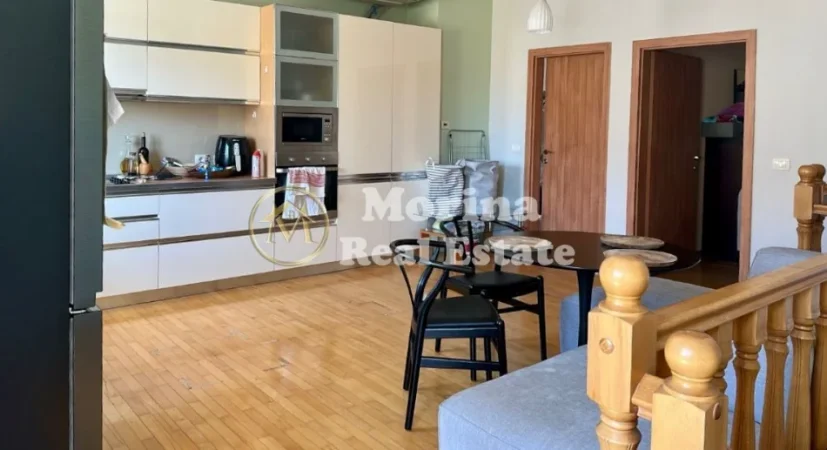 Tirane, jepet me qera shtepi 2 Katshe Kati 0, 180 m² 1.000 € (Pallati Brigadave)