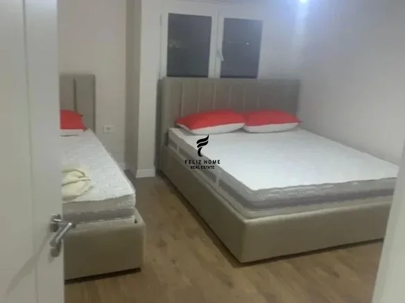 Tirane, jepet me qera apartament 1+1+Ballkon Kati 5, 73 m² 450 € (SIRI KODRA)