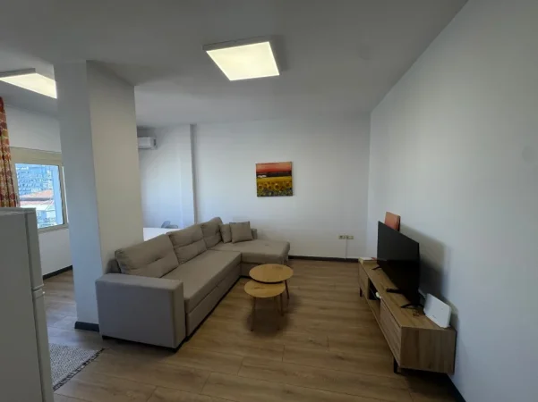 Tirane, shitet apartament 2+1 Kati 5, 84 m² 185.000 € (Kristal Center)
