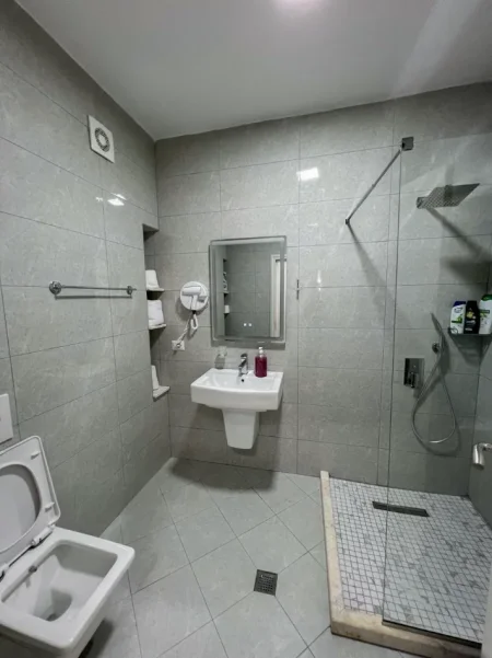 🏠 Jepet me Qira Super Apartament  2+1 pas Concordit ne 5 Maji