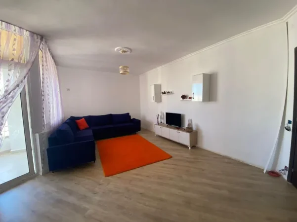 Tirane, jepet me qera apartament 1+1+Ballkon Kati 7, 70 m² 400 € 