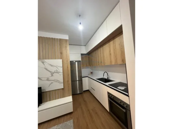 Qera, Apartament 1+1, Univers City, Tiranë