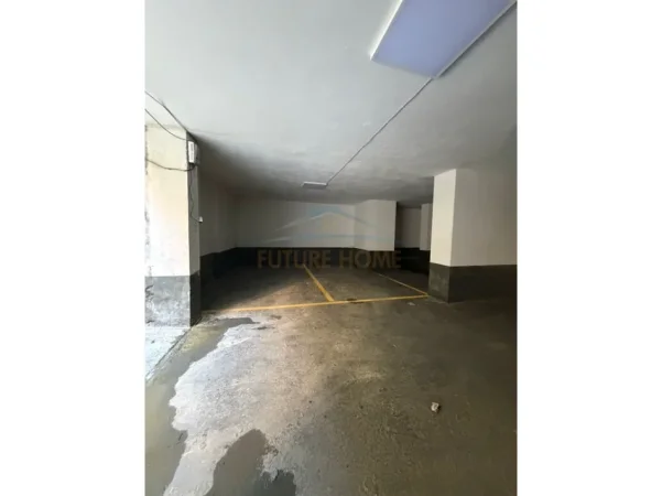 Durres, shitet garazh | post parkimi Kati -1, 155 m² 145.000 € 