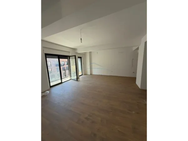 Shitet, Apartament 3+1+2, Rezidenca Kodra e Diellit 2.