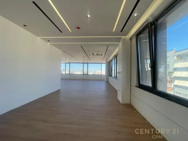 Tirane, jepet me qera ambjent biznesi Kati 7, 600 m² 11.530 € (Delijorgji)