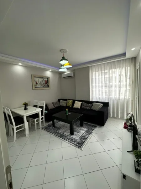 Tirane, jepet me qera apartament 1+1+Ballkon Kati 3, 65 m² 450 € (ASTIR - (Prane Bar Artistit))