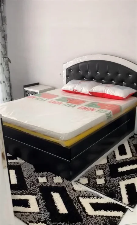 Tirane, jepet me qera apartament 1+1+Ballkon Kati 3, 65 m² 450 € (ASTIR - (Prane Bar Artistit))