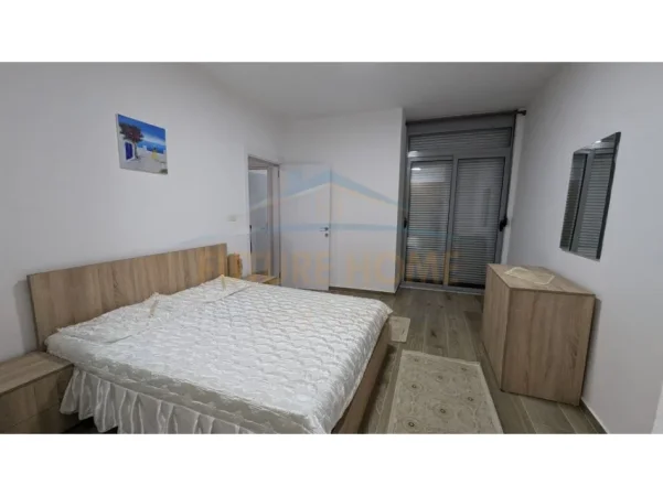 Durres, jepet me qera apartament 2+1 Kati 2, 92 m² 400 € (UKD, DURRES)