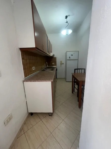 🏡 Jepet me Qera Apartament 1+1 tek Amerikan 2, 350 euro