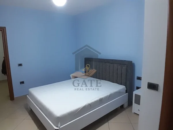 Durres, jepet me qera apartament 2+1 Kati 2, 80 m² 500 € (Kazazi)