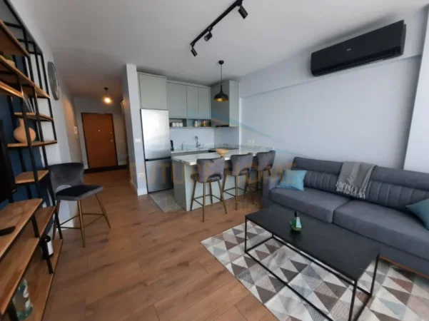 Durres, jepet me qera apartament 2+1 Kati 5, 90 m² 1.200 € (UKD, DURRES)