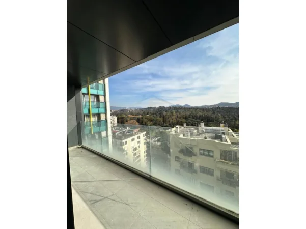 Tirane, jepet me qera zyre Kati 15, 171 m² 5.126 € (air albania)