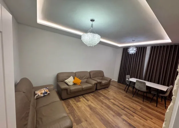 Jepet me Qira Apartament 1+1 Ne Don Bosko 550 Euro