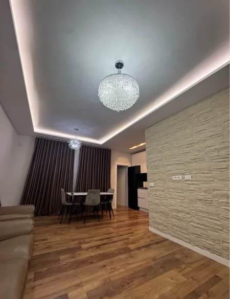 Jepet me Qira Apartament 1+1 Ne Don Bosko 550 Euro