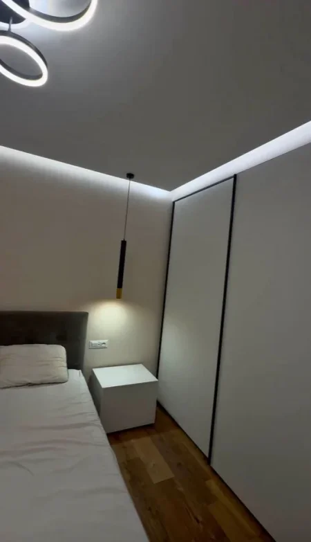 Jepet me Qira Apartament 1+1 Ne Don Bosko 550 Euro