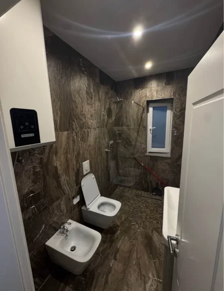 Jepet me Qira Apartament 1+1 Ne Don Bosko 550 Euro