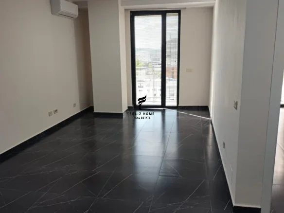 Tirane, jepet me qera zyre Kati 6, 75 m² 580 € (MINE PEZA)