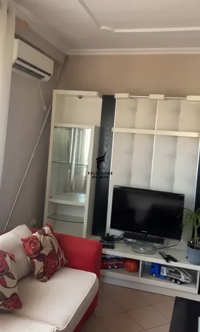 Tirane, jepet me qera apartament 1+1 Kati 5, 65 m² 600 € (RRUGA E DURRESIT)