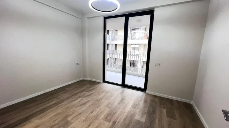 Tirane, jepet me qera apartament 2+1 , 116 m² 800 € (Golden Tower , Mine Peza)