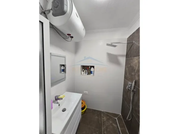 Durres, shitet garsonier 1+1 Kati 2, 27 m² 58.000 € 