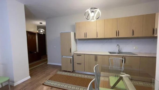 Tirane, jepet me qera apartament 2+1+Aneks+Ballkon Kati 6, 108 m² 600 € (rruga don bosko , rruga jordan misja , bulevardi i ri)